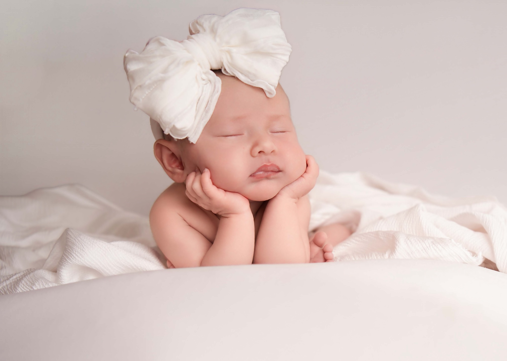 Newborn photography in Dundee, Angus & Perth by D.S. Photography